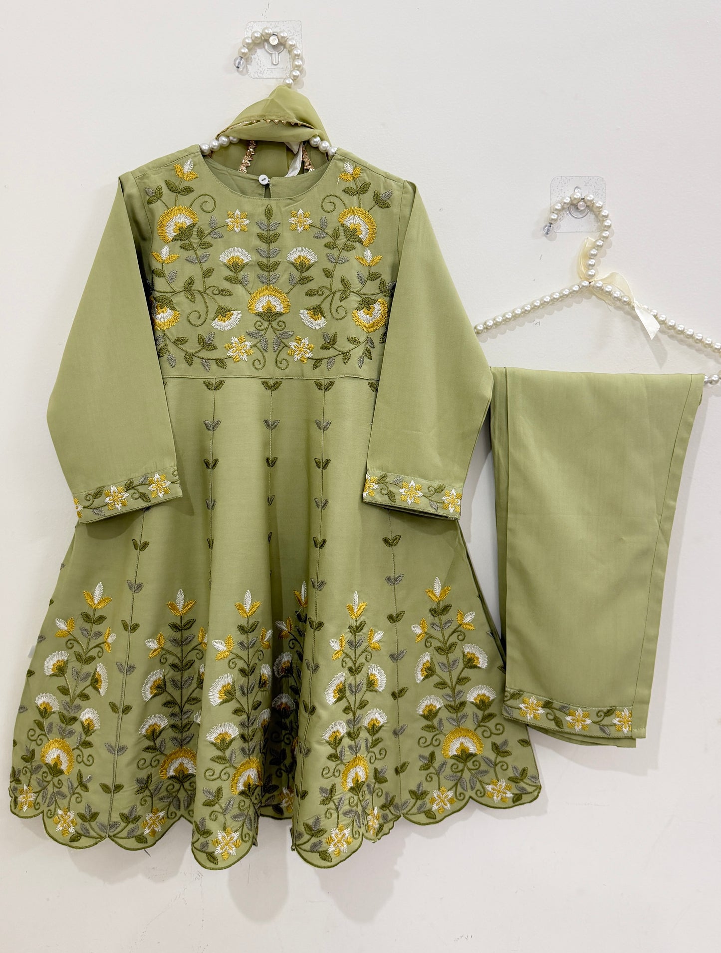 Elegant Floral Embroidered 3-piece suit